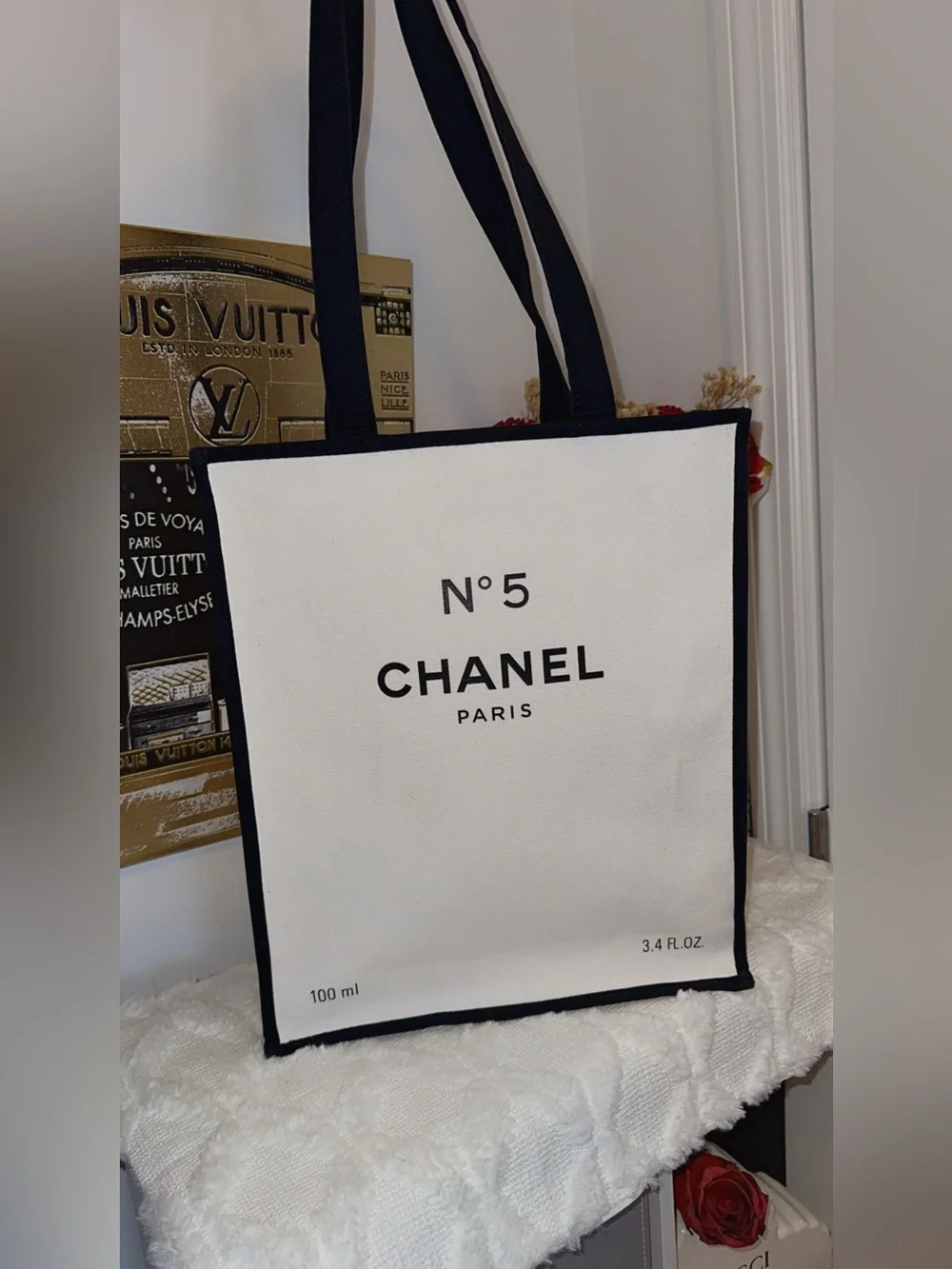 Chanel N°5 100th Anniversary White & Black Canvas Tote Bag and makeup pouch - Picture 11 of 13